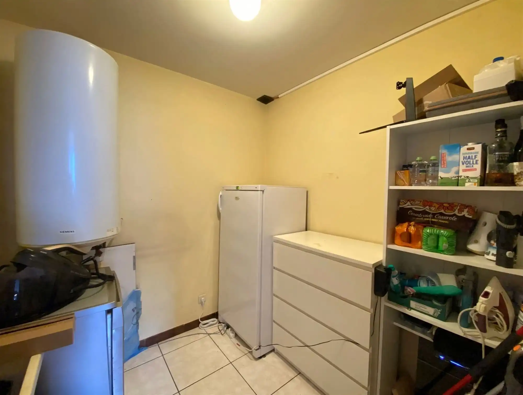 Ruim 2 slaapkamer appartement met garage te Ertvelde foto 7