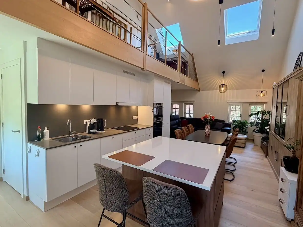 Exclusief duplex-appartement in een unieke parkresidentie met wellness foto 4