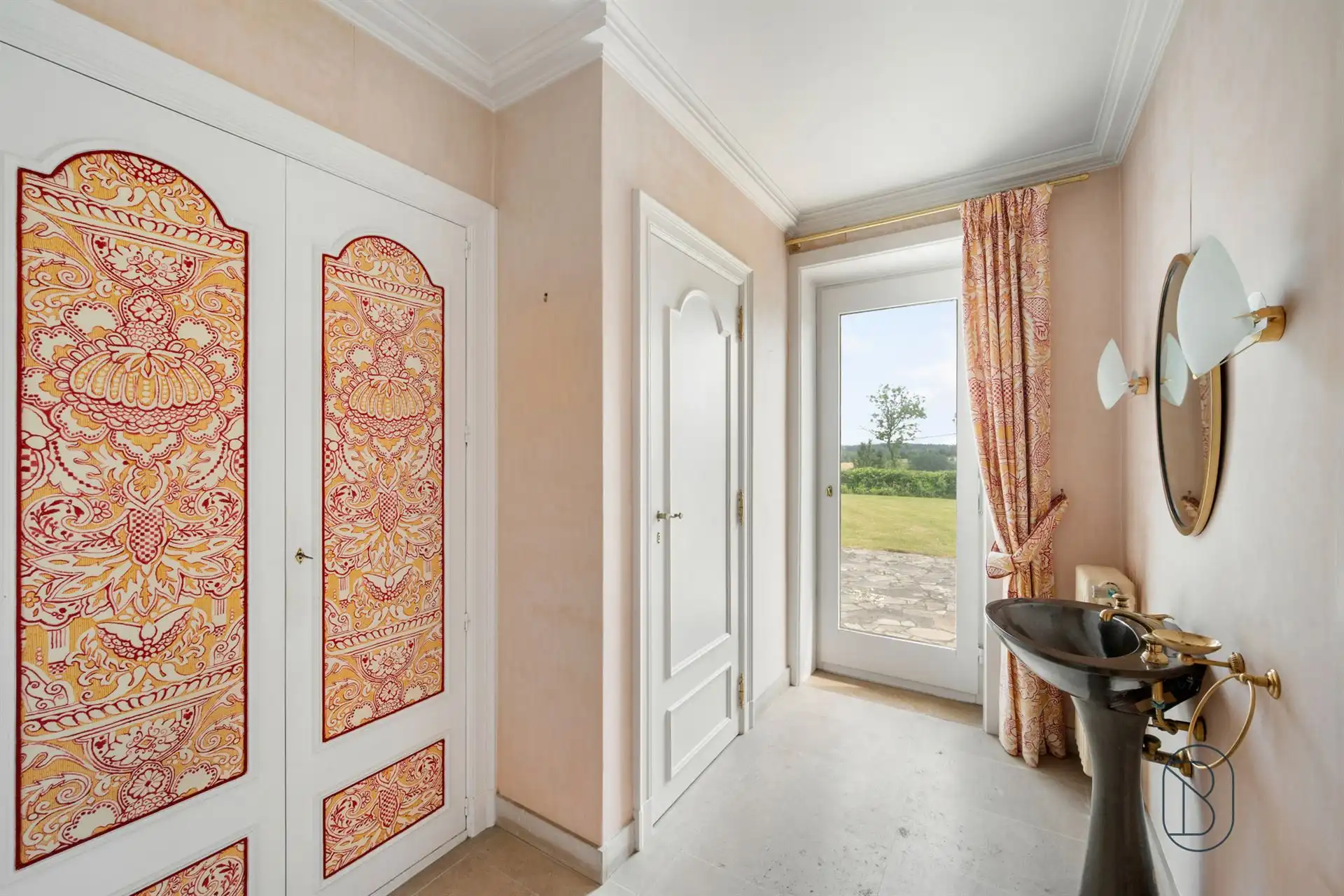 Statige villa met zwembad en uniek uitzicht op 6.401m² foto 13