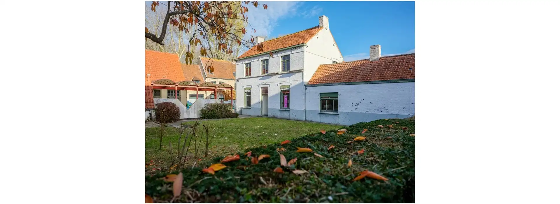 Voormalige schoolgebouwen foto 14