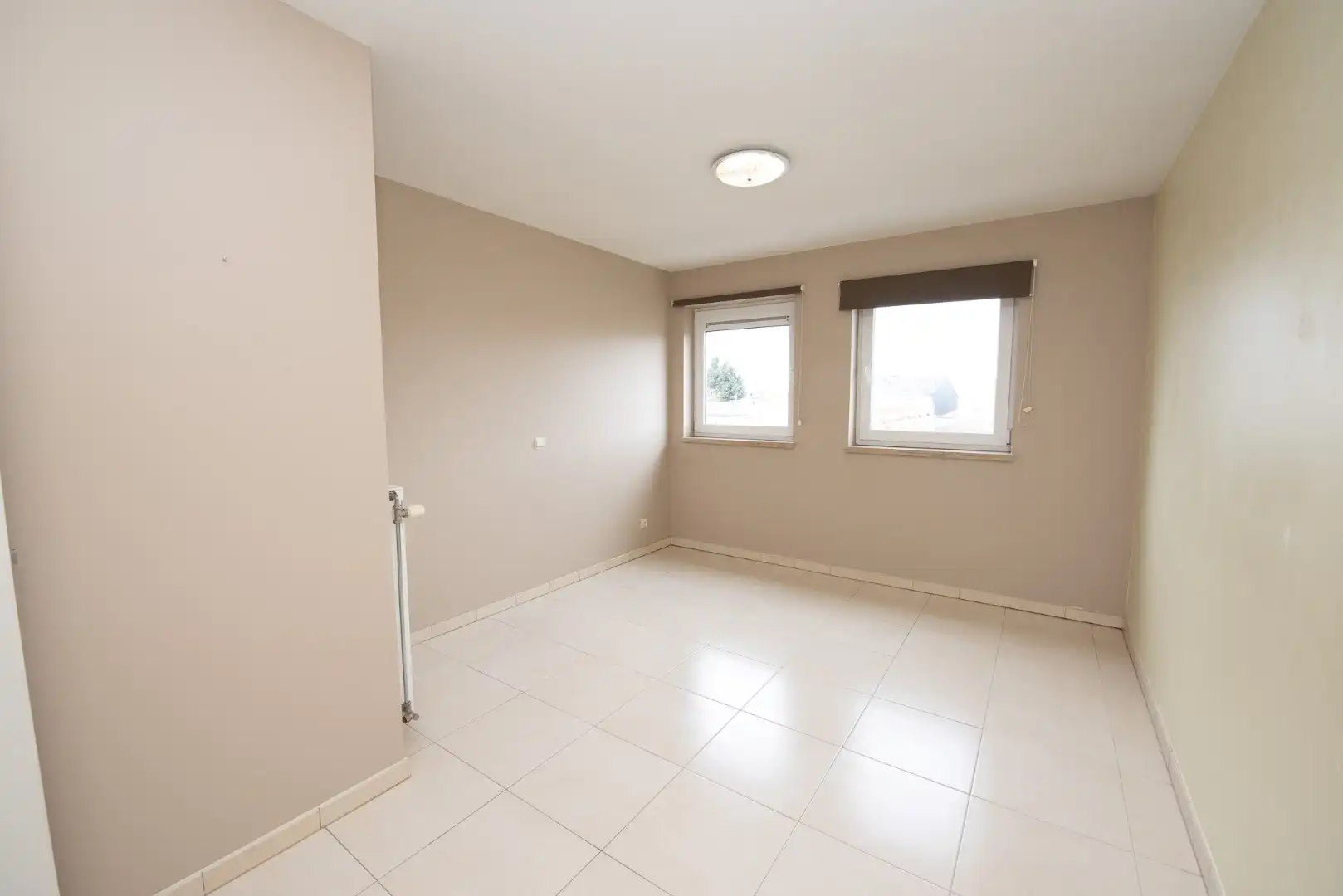 Instapklaar appartement met 2 slaapkamers te huur in Waregem foto 6