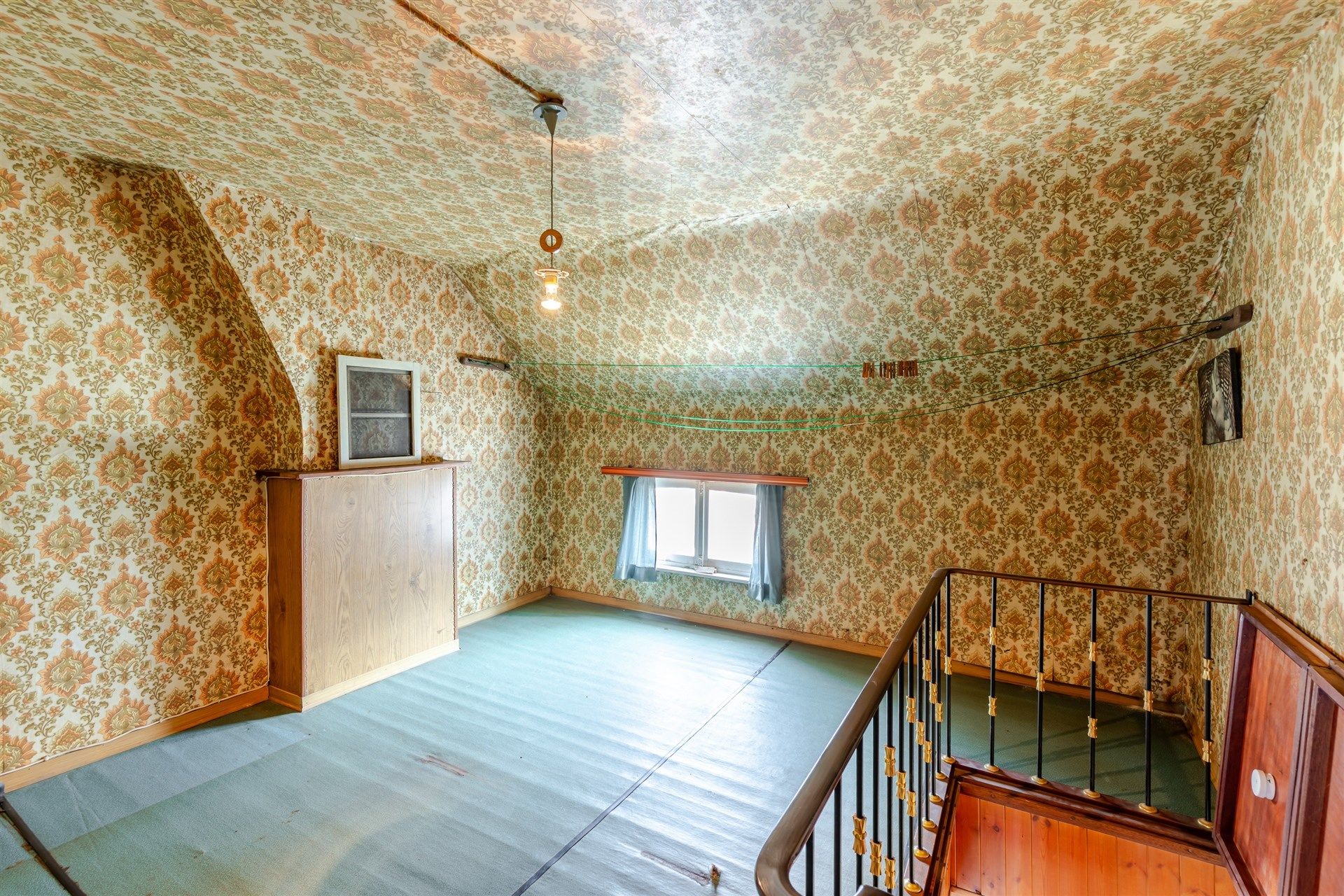 Te renoveren woning met potentieel foto 15