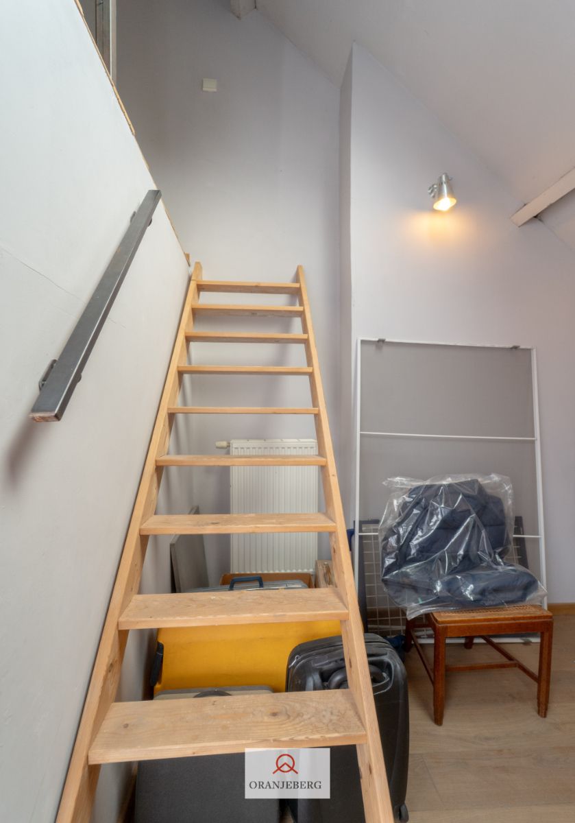 Huis met tuintje vlakbij Coupure foto 40