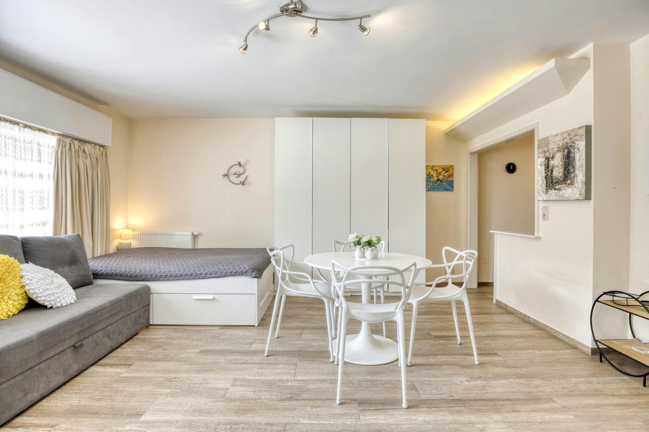 Volledig gerenoveerde studio (43m²) met zonneterras (55m²) foto 4