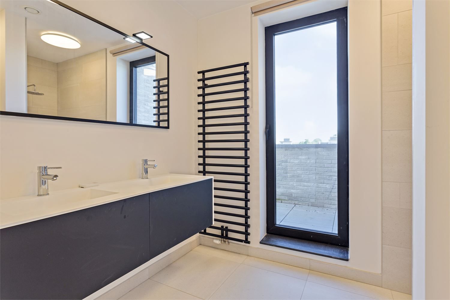 LUXUEUZE PENTHOUSE MET GARAGE TE DIEST! foto 18
