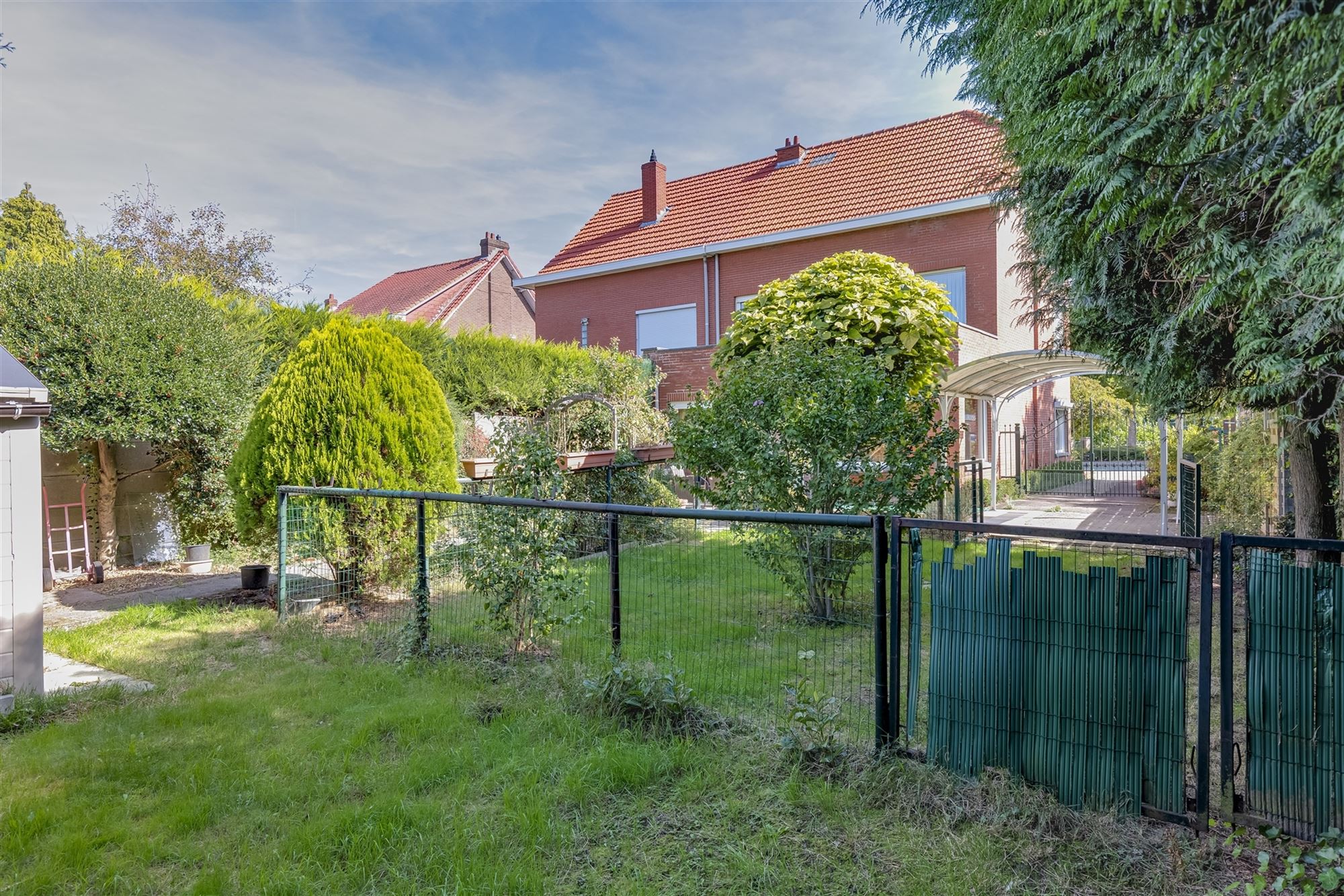 Te renoveren woning met 3 slpk, terras en ruime tuin in Wommelgem! foto 25