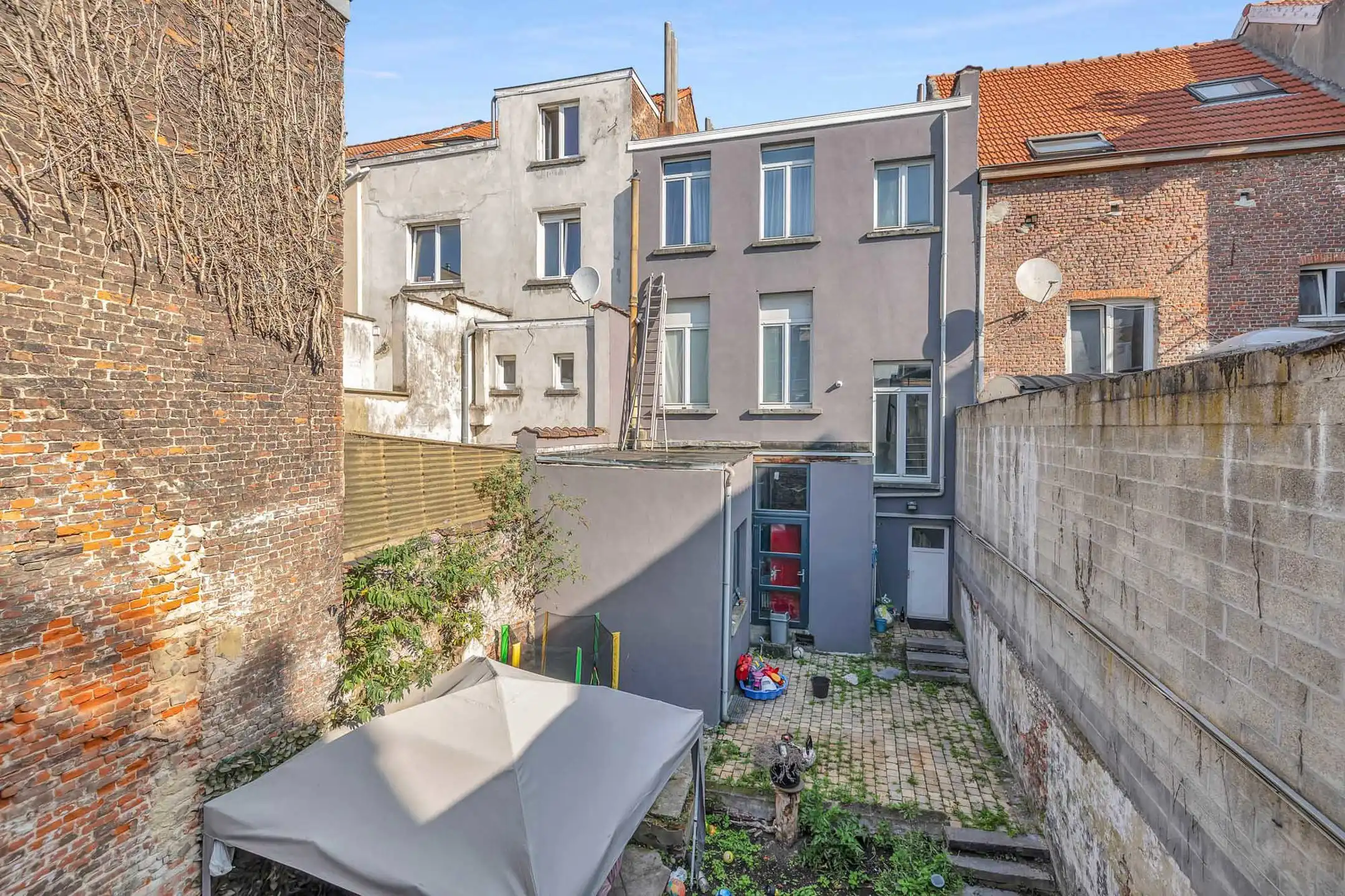 Appartementsgebouw met handelsgelijkvloers in Molenbeek foto 27
