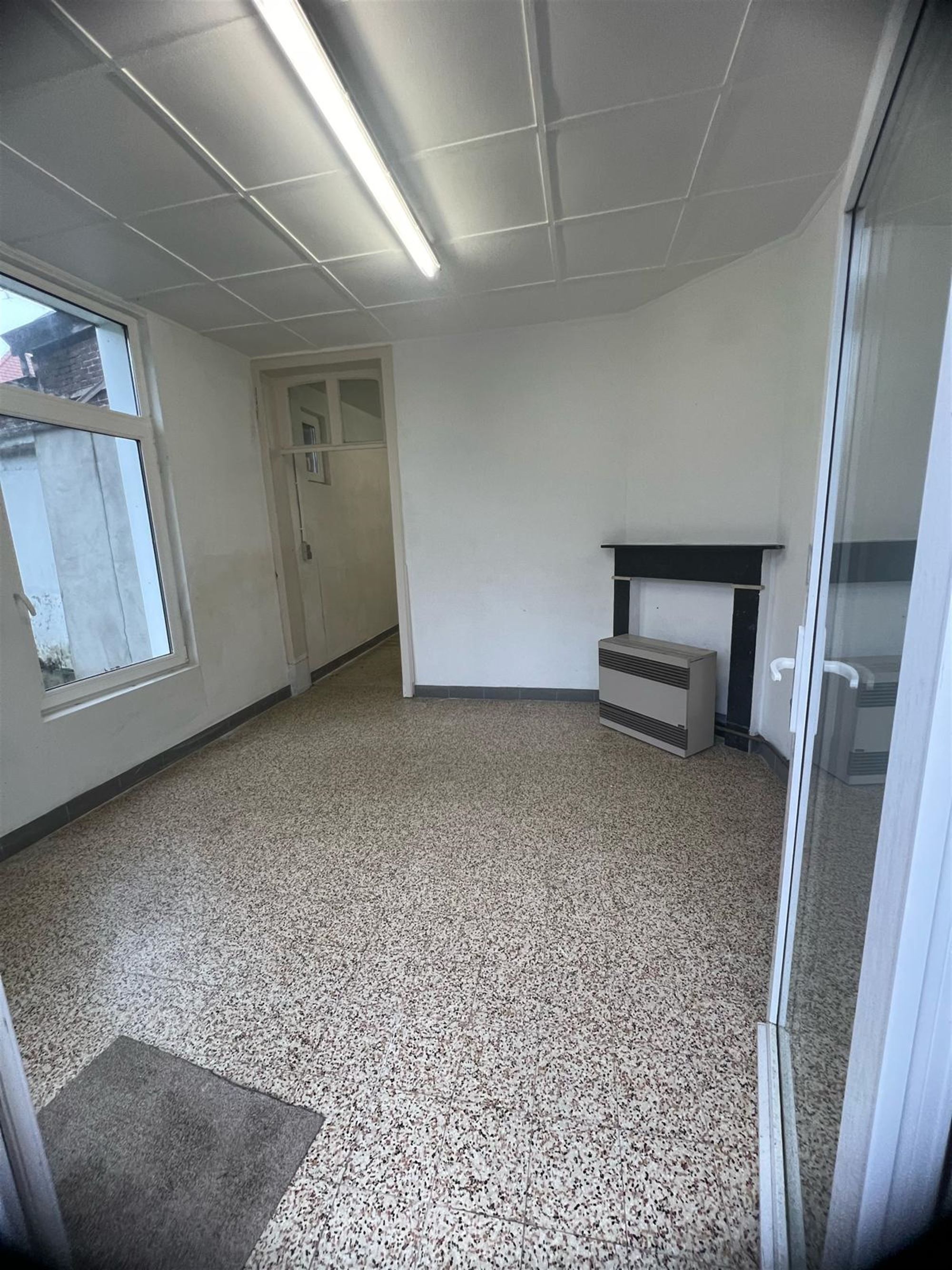 ENERGIEZUINIG APPARTEMENT MET TUIN IN HET HARTJE SINT-TRUIDEN  foto 18