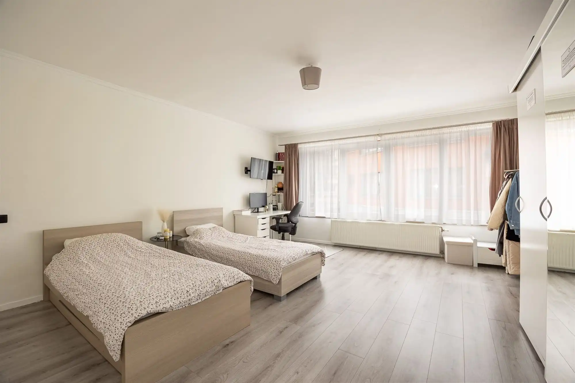 Instapklare gezinswoning met drie slaapkamers foto 7