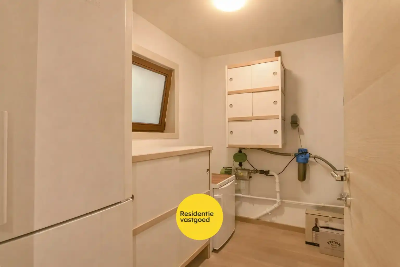 Prachtige woning met ruime garage in Roeselare! foto 7