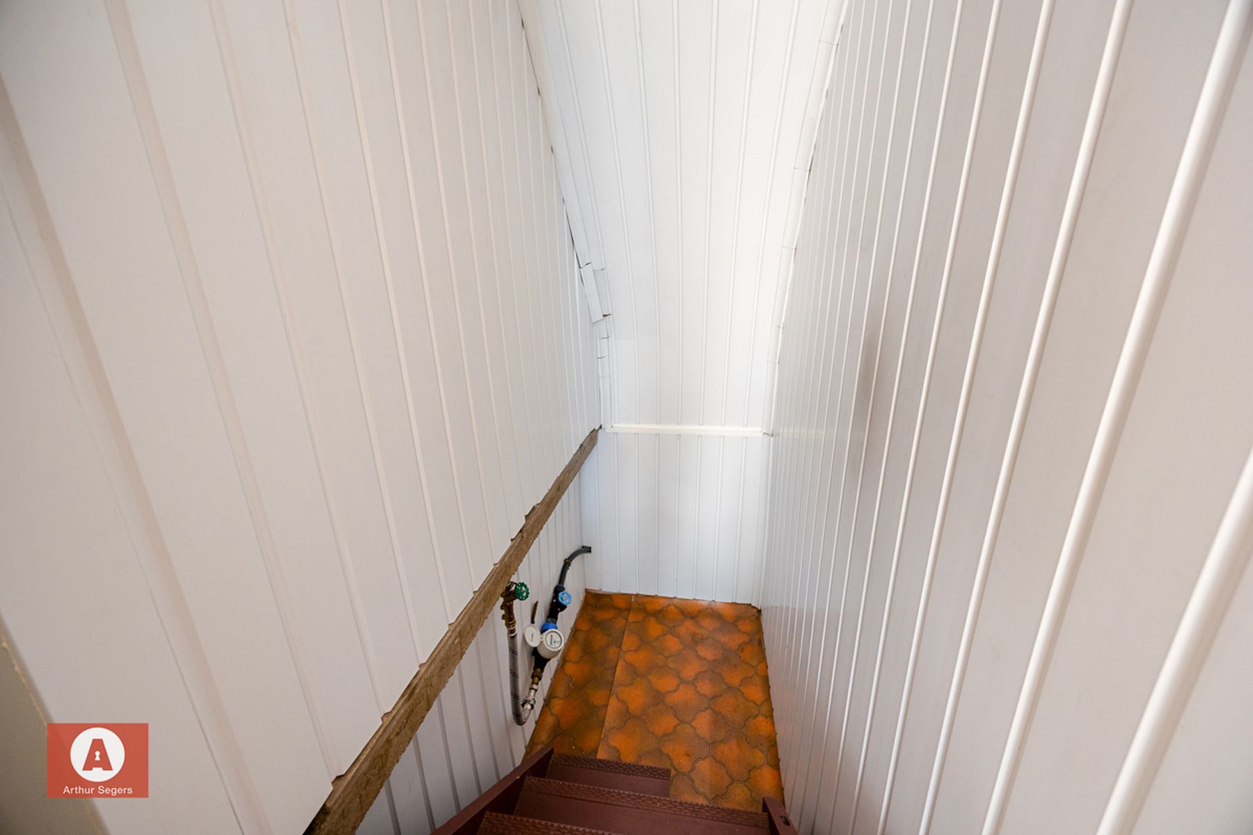 IN OPTIE - Te renoveren gezinswoning op een perceel van 3a 37ca. foto 16