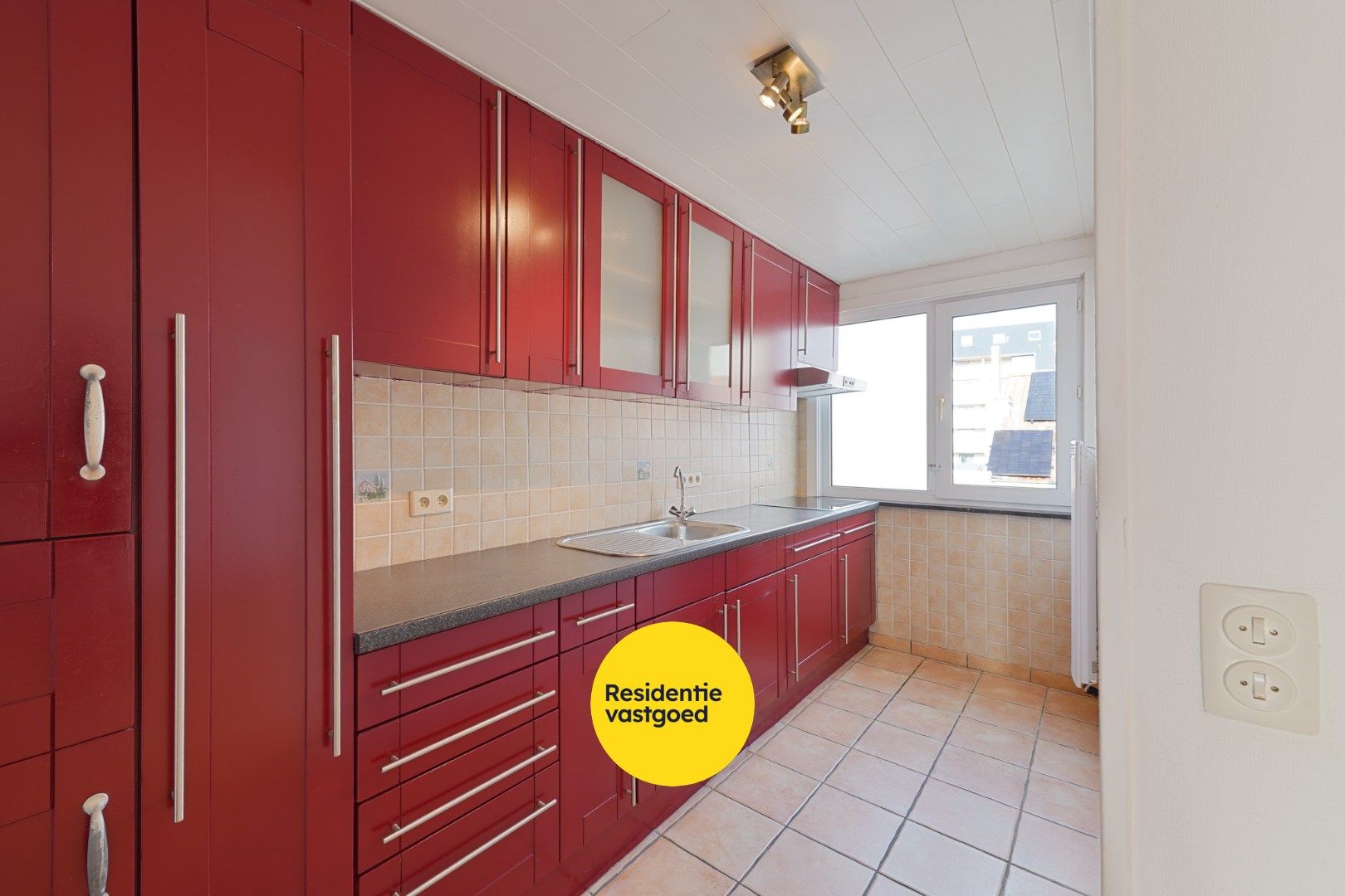 Ruim en instapklaar appartement met open zicht – op wandelafstand van zee en winkels foto 5