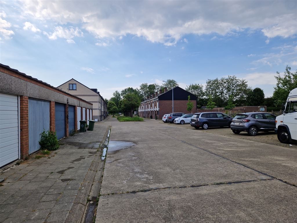 Ruime gezinswoning foto 18