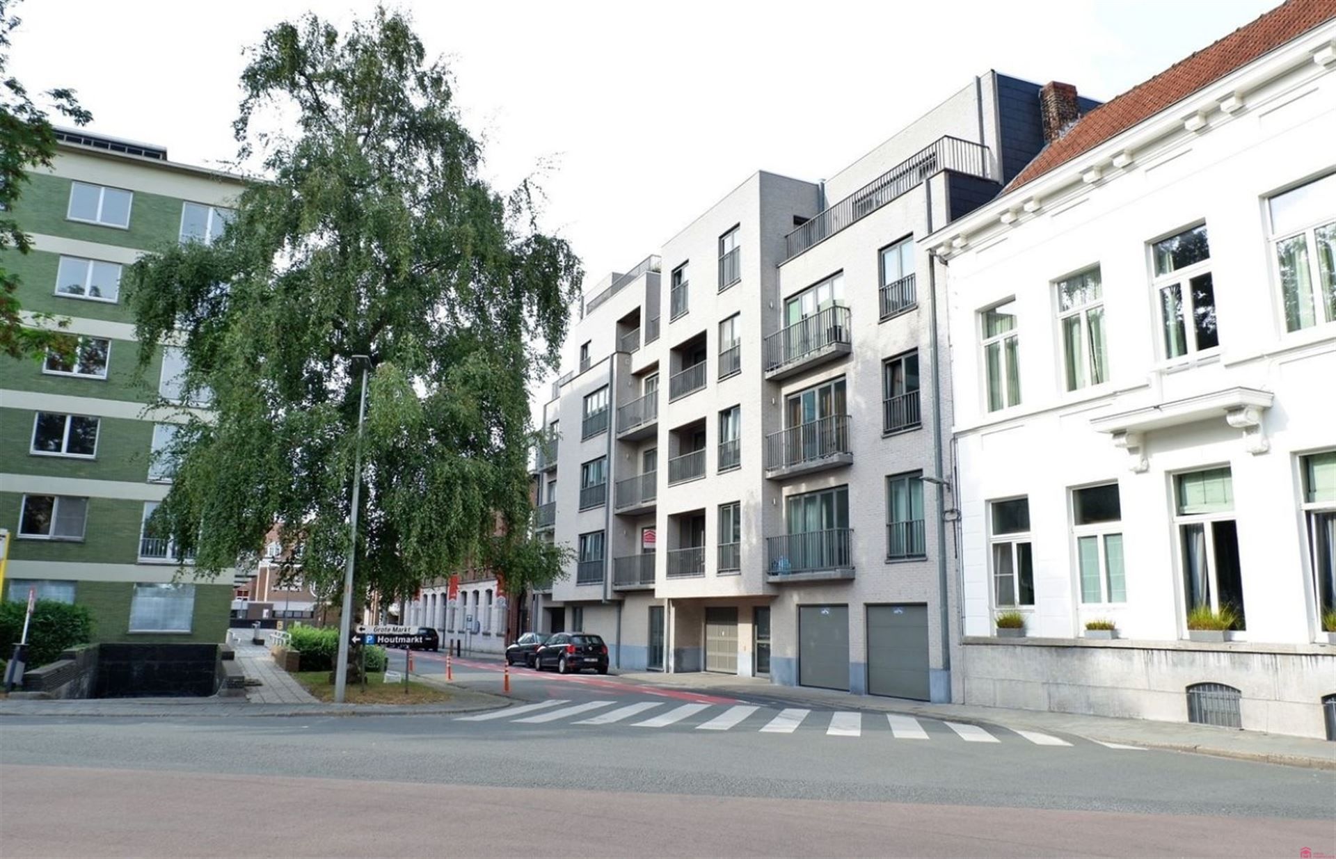 ()=>{if(producerUpdateValueVersion(node),producerAccessed(node),node.value===ERRORED)throw node.error;return node.value} Plein 10/0012 - 8500 KORTRIJK