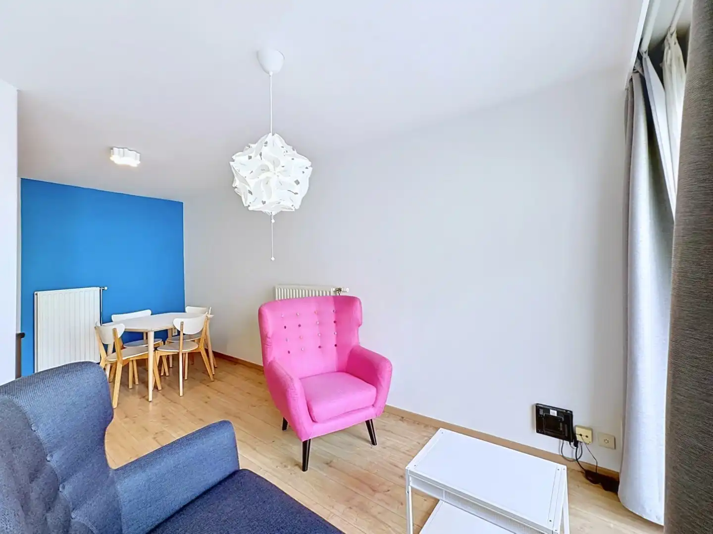 Gunstig gelegen appartement met 1 ruime slaapkamer foto 3