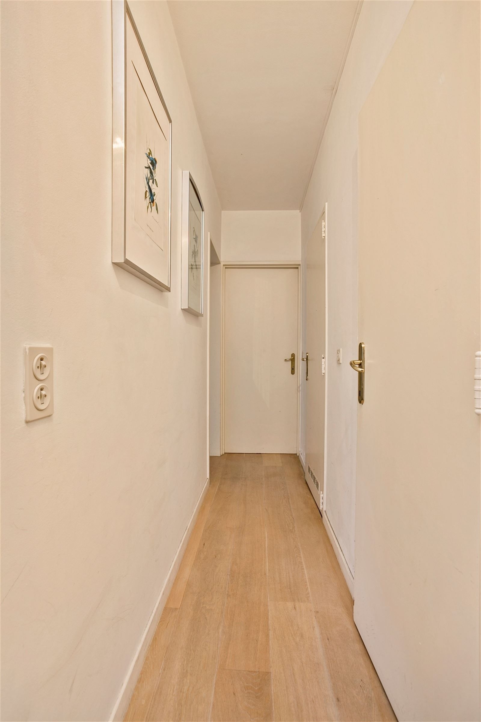 volledig bemeubeld 2-slpk app foto 9