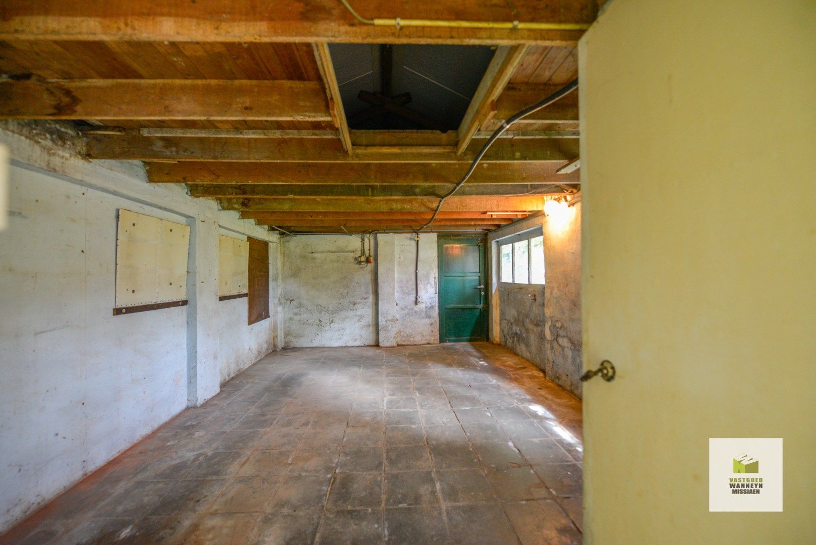 Te renoveren halfopen woning op 778 m2 met 4 slaapkamers (1 gelijkvloers) foto 13
