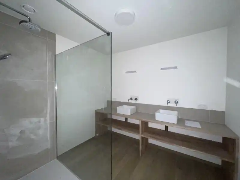Prachtig gerenoveerd duplex appartement met zonnige tuin nabij Overpoort en Citadelpark foto 17