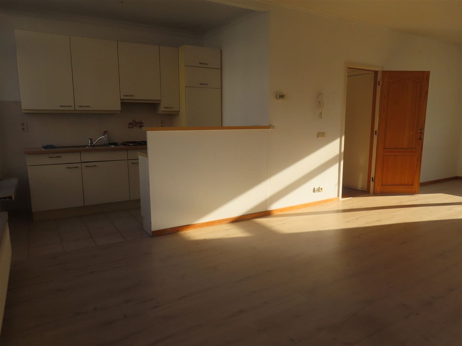 Duplex appartement met 2 slaapkamers! foto 3