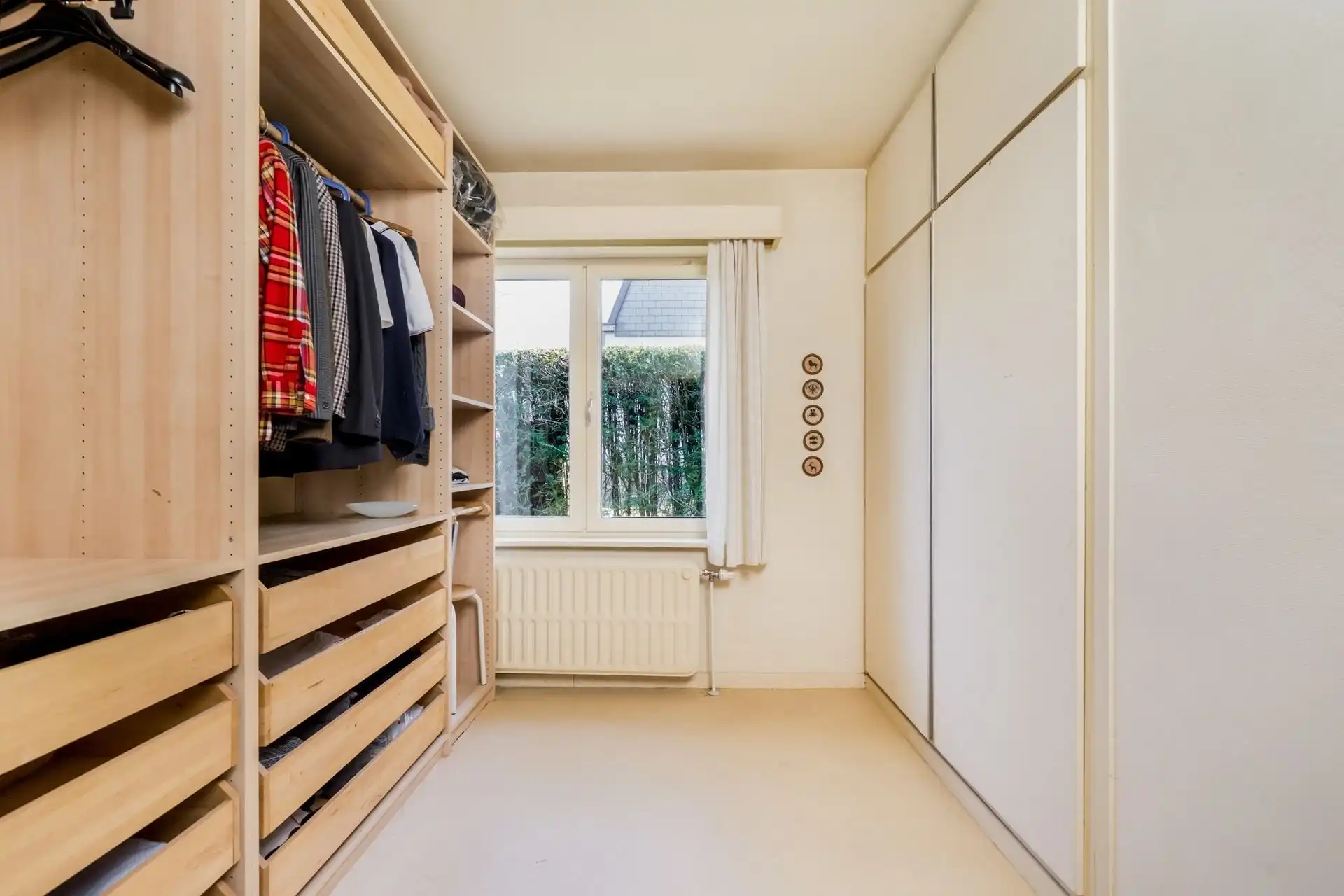 Laagbouwvilla met 4 slpks en garage! foto 17
