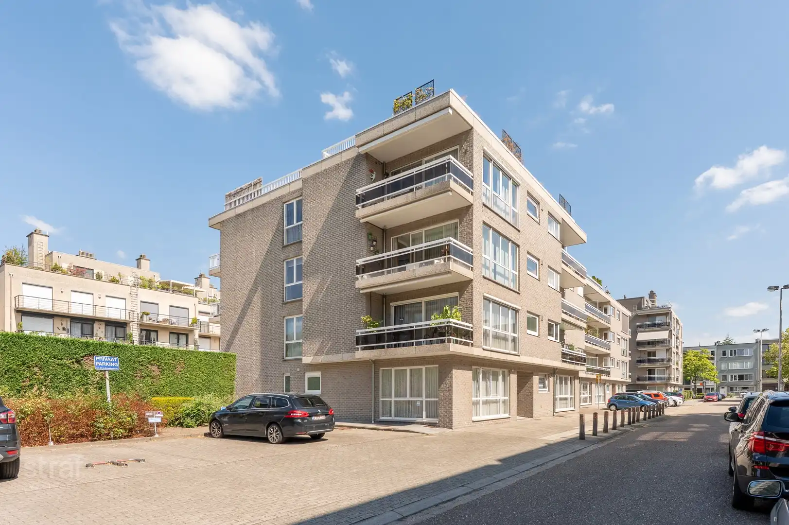 Ruim hoekappartement met 2 terrassen, garagebox, EPC B en topligging op Linkeroever foto 16