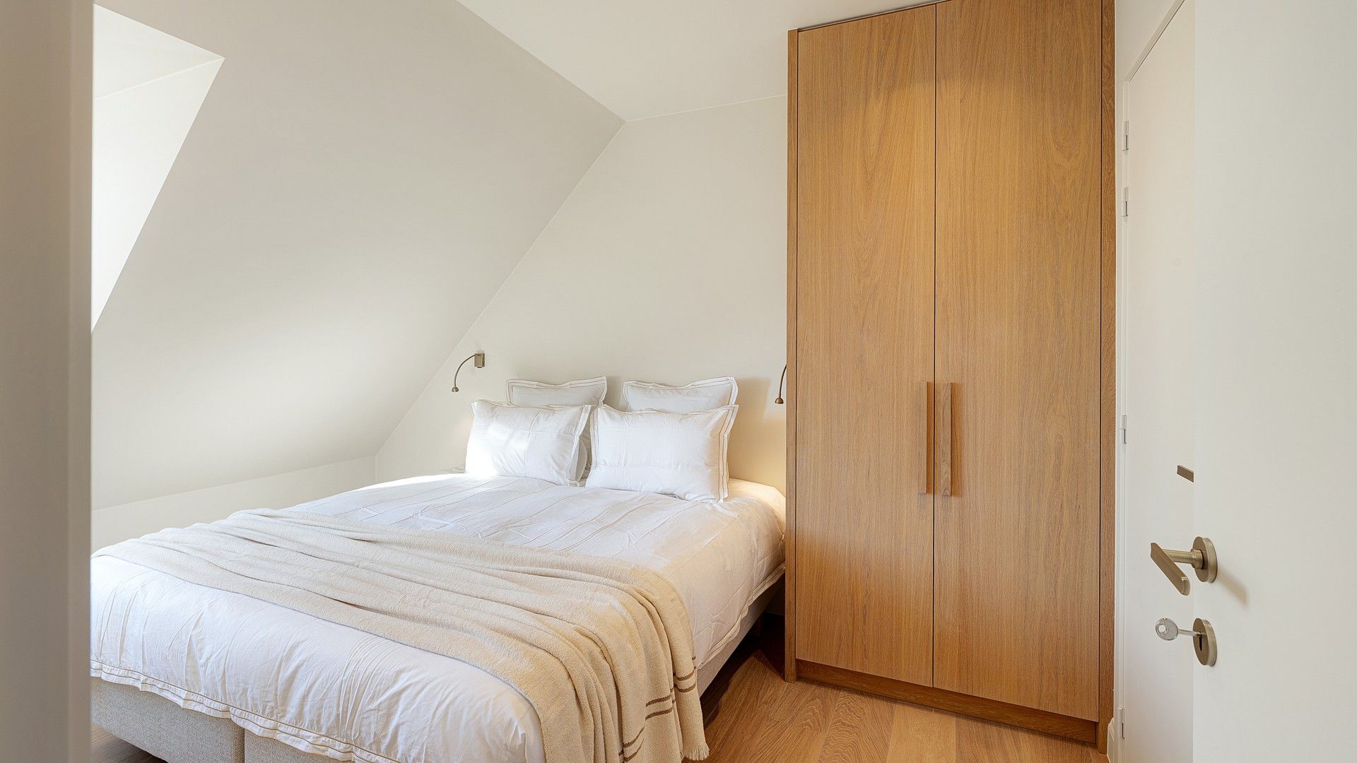 Hoekappartement met zicht op het Zegemeer en 3 slaapkamers. foto 22