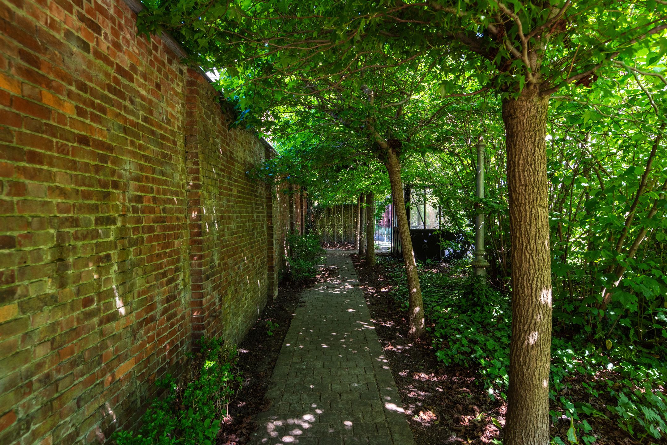 Uniek en imposant halfopen herenhuis met zuidtuin foto 26