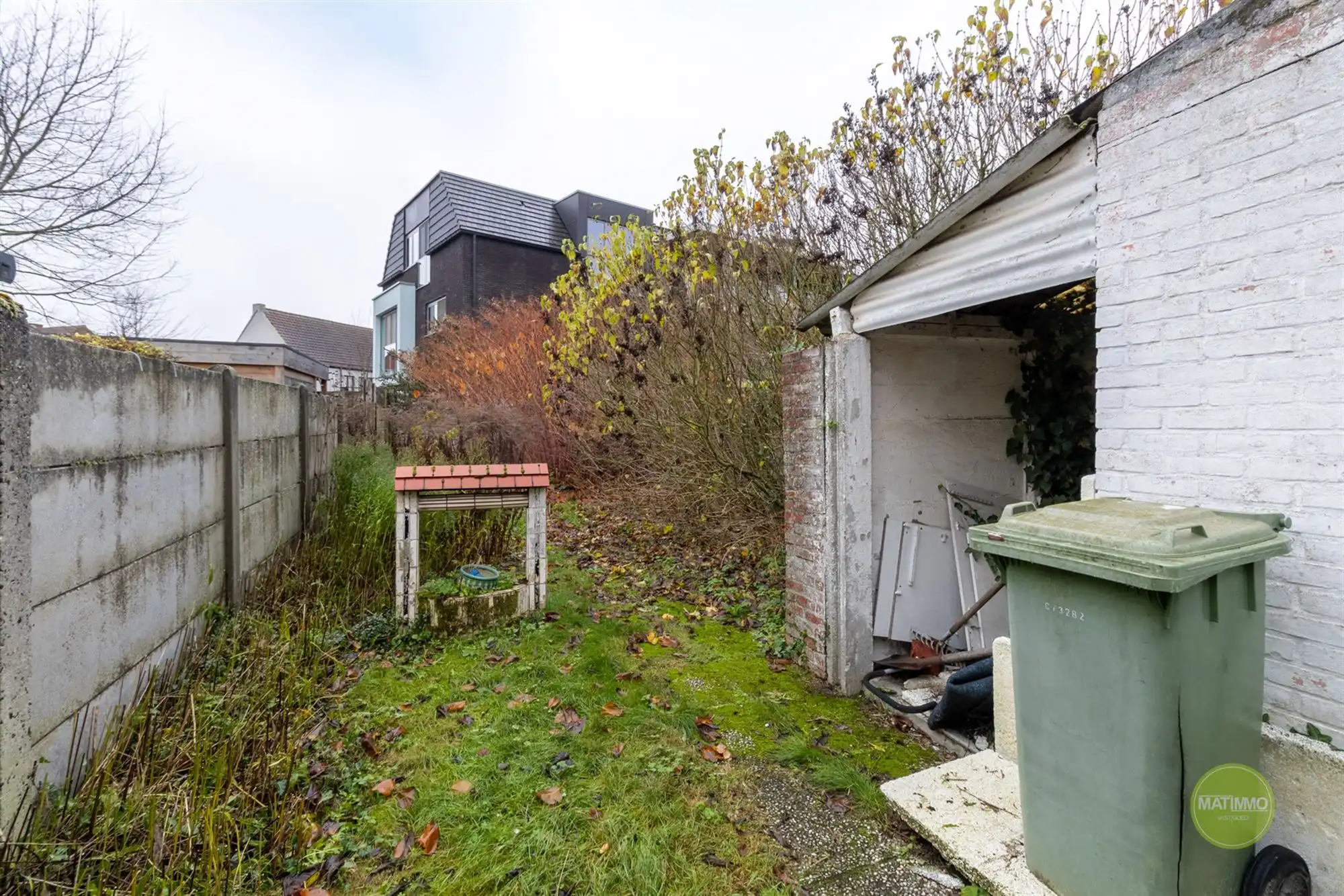 Te renoveren rijwoning met 3 slaapkamers nabij Mol Centrum foto 6
