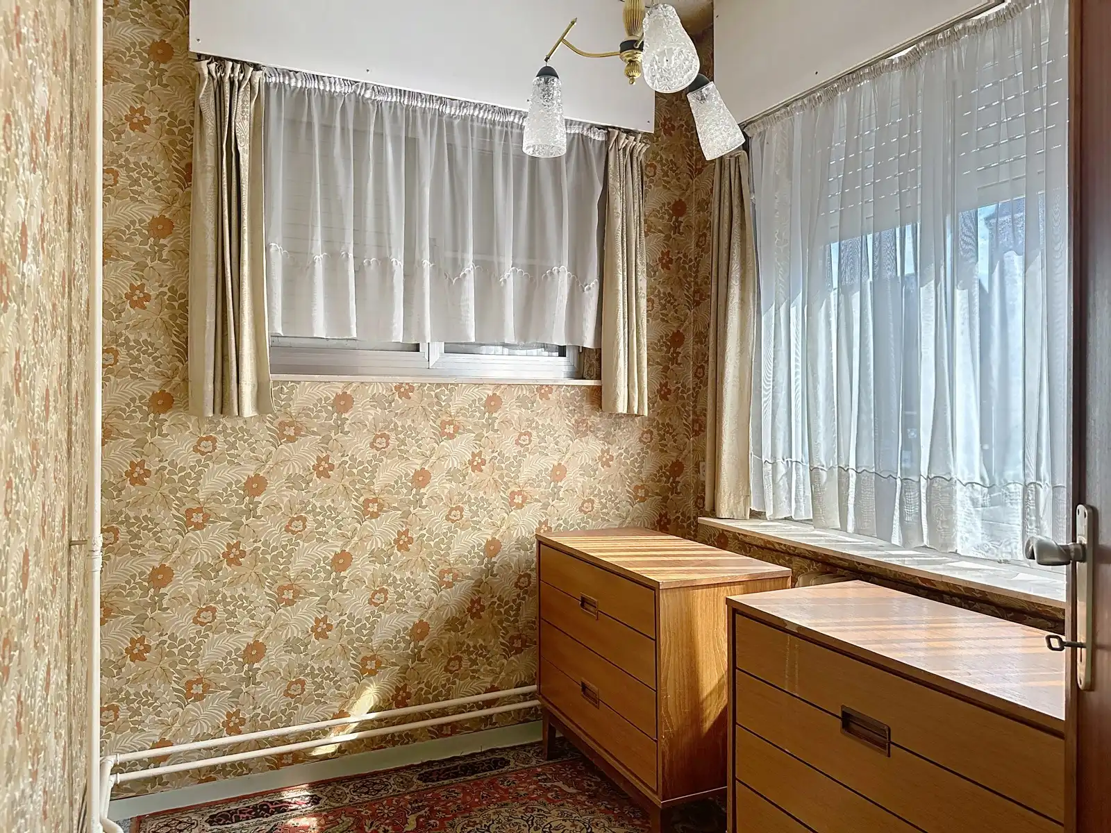 Centraal gelegen, te verbouwen woning. foto 16