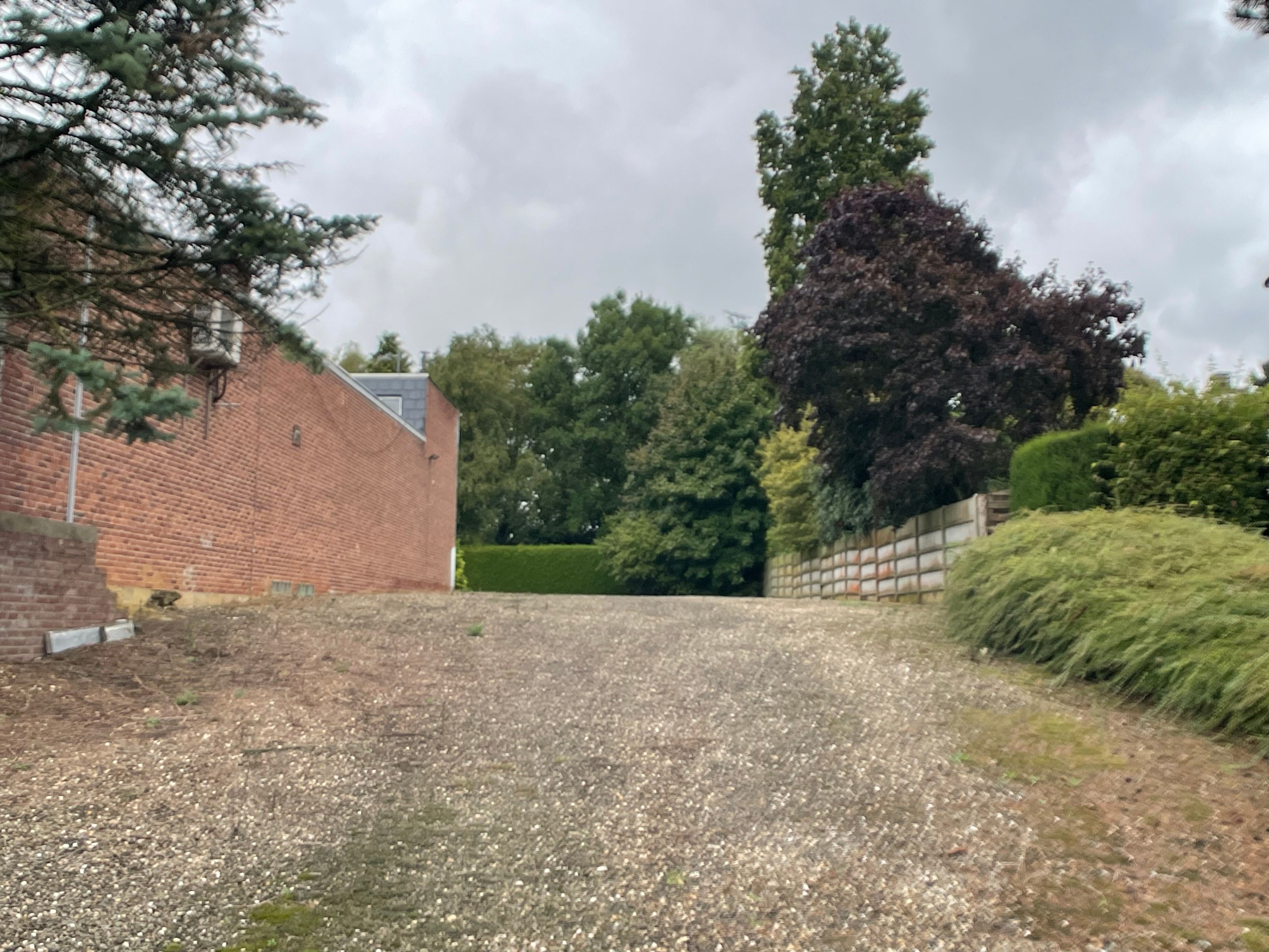 Projectgrond gelegen op een zeer gunstige locatie. foto 7