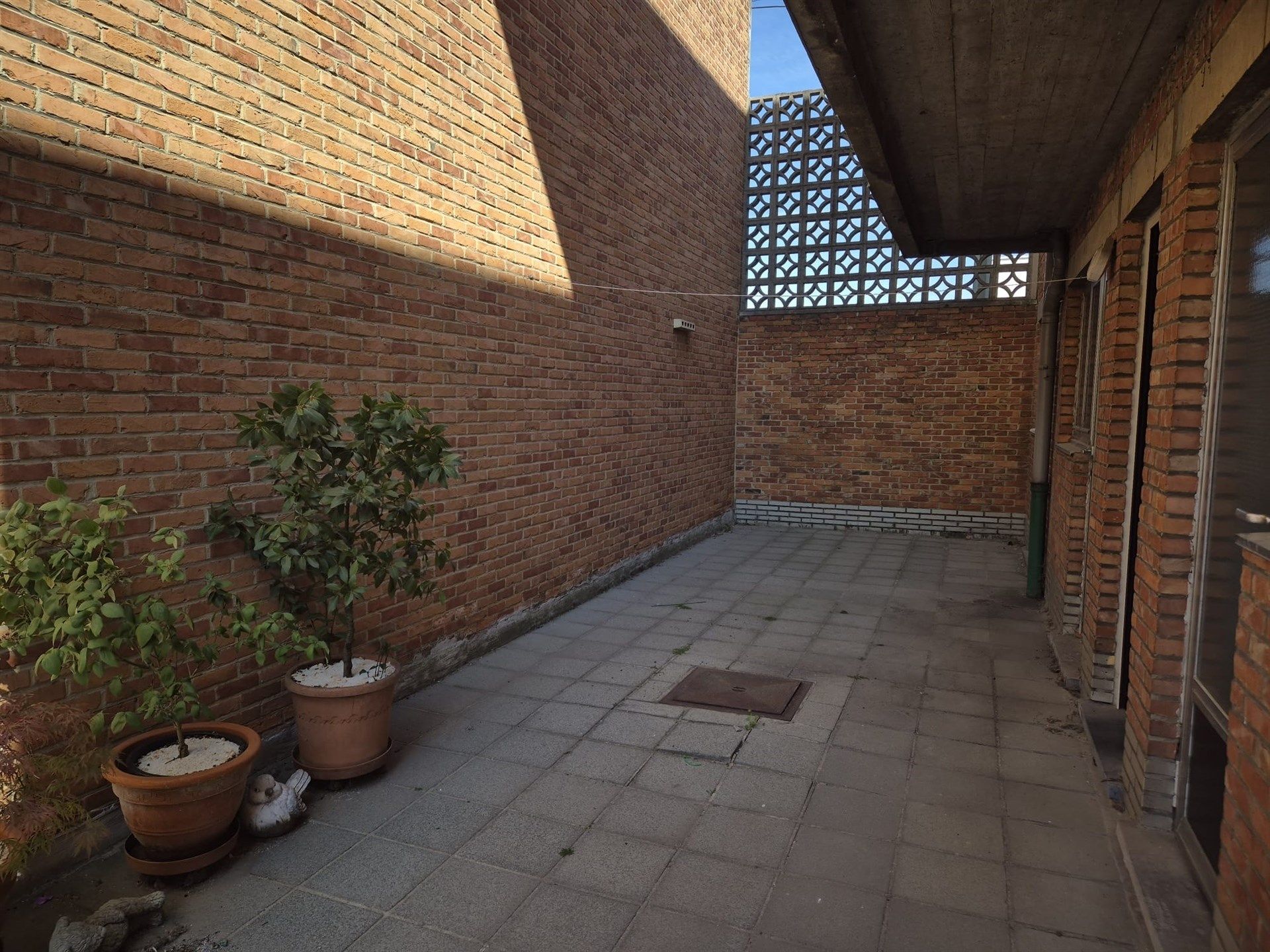 Gunstig gelegen appartement met garage.  foto 18