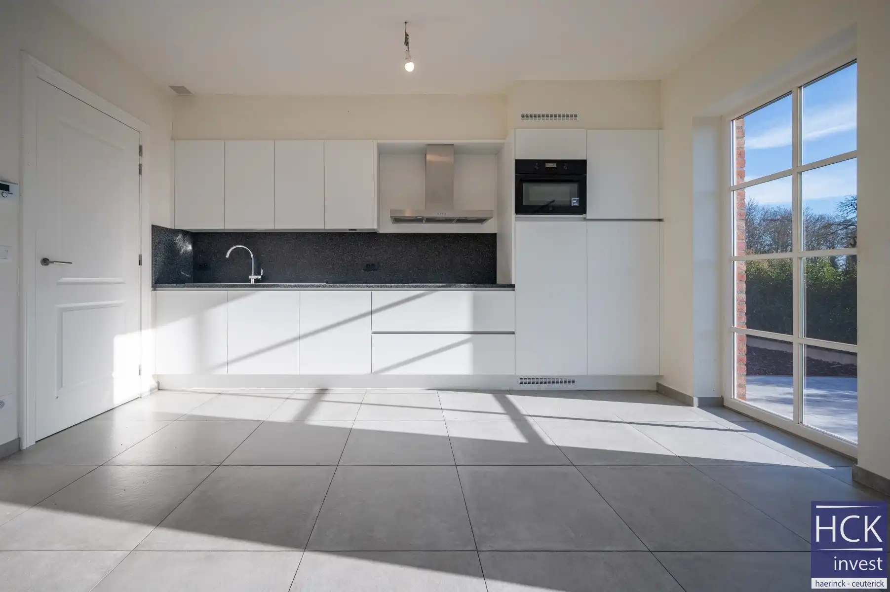 KRUISHOUTEM - Rustig gelegen ruime woning met groenzicht! foto 5