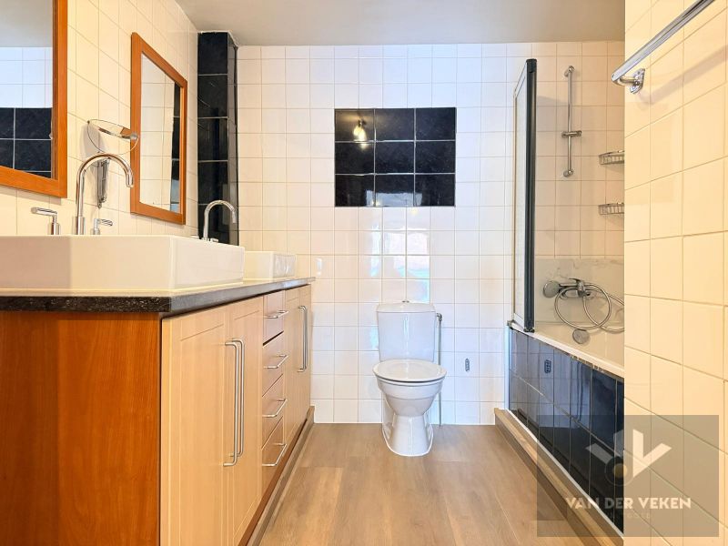 GERENOVEERD 1-SLPK APPARTEMENT foto 6