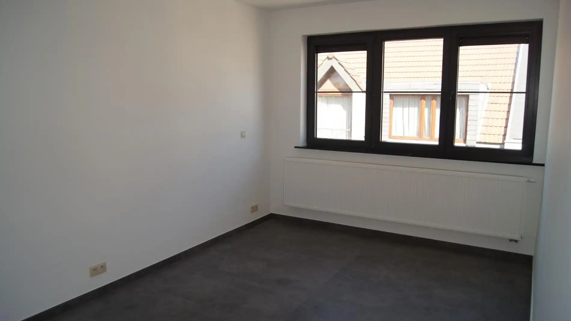 Prachtig dakapp. met 2 grote slpks pal in het centrum foto 16