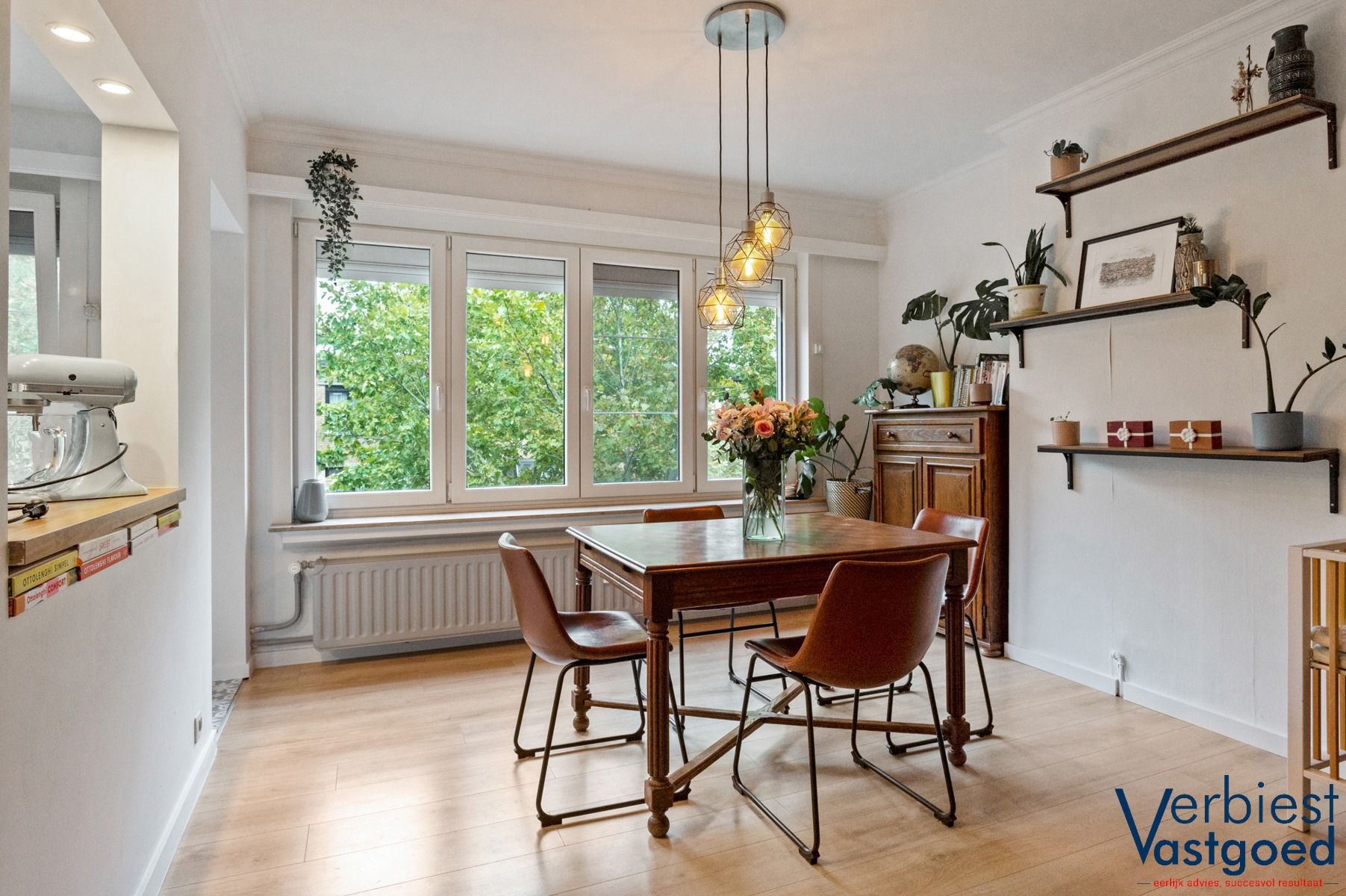 Energiezuinig appartement met garage in hartje Merksem. foto 5