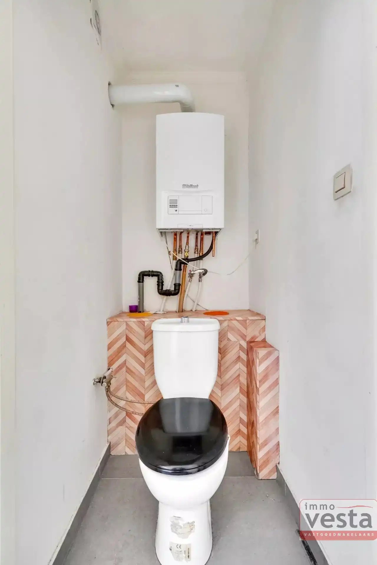 Ruime rijwoning op wandelafstand van centrum foto 10