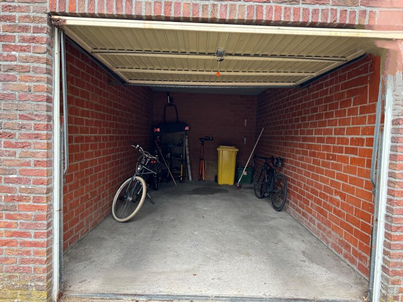 Ruim en gerenoveerd 3-slaapkamerapp met tuin & garage, Centrum Geel! foto 14