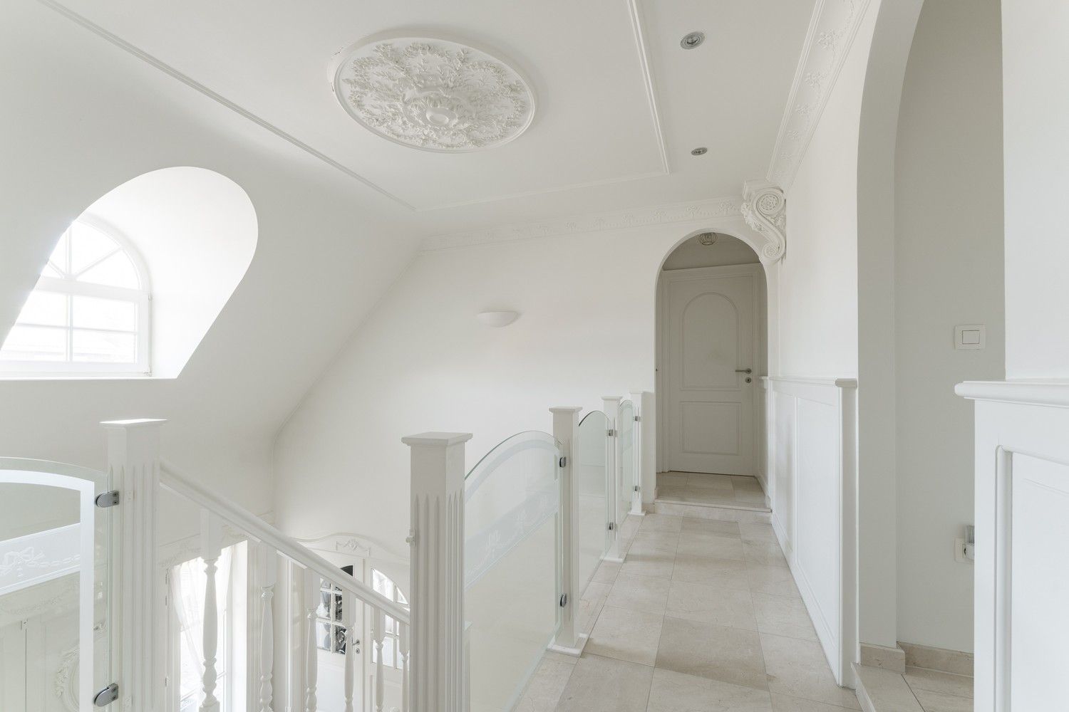 Villa landhuis op een gunstige locatie vlakbij de Nederlandse grens! foto 20