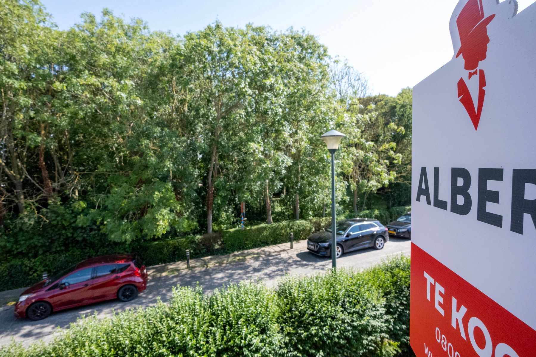 Zeer charmante halfopen woning vlakbij de duinen te Bredene. foto 7