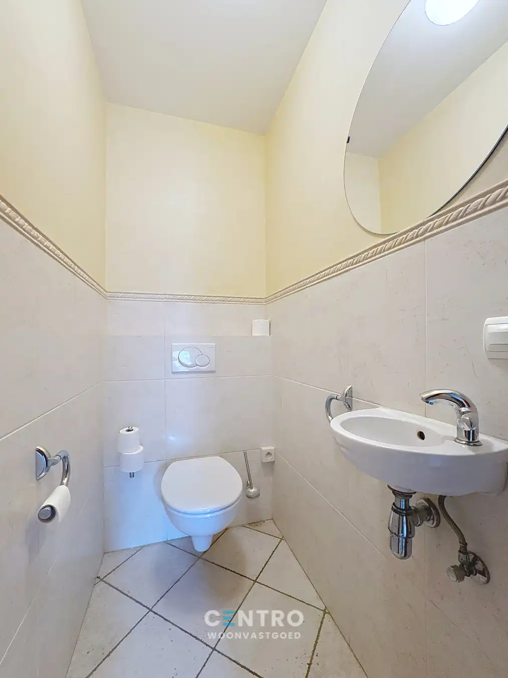 Ruime woning met 5 slpks, 2 badks én dubbele garage! foto 10