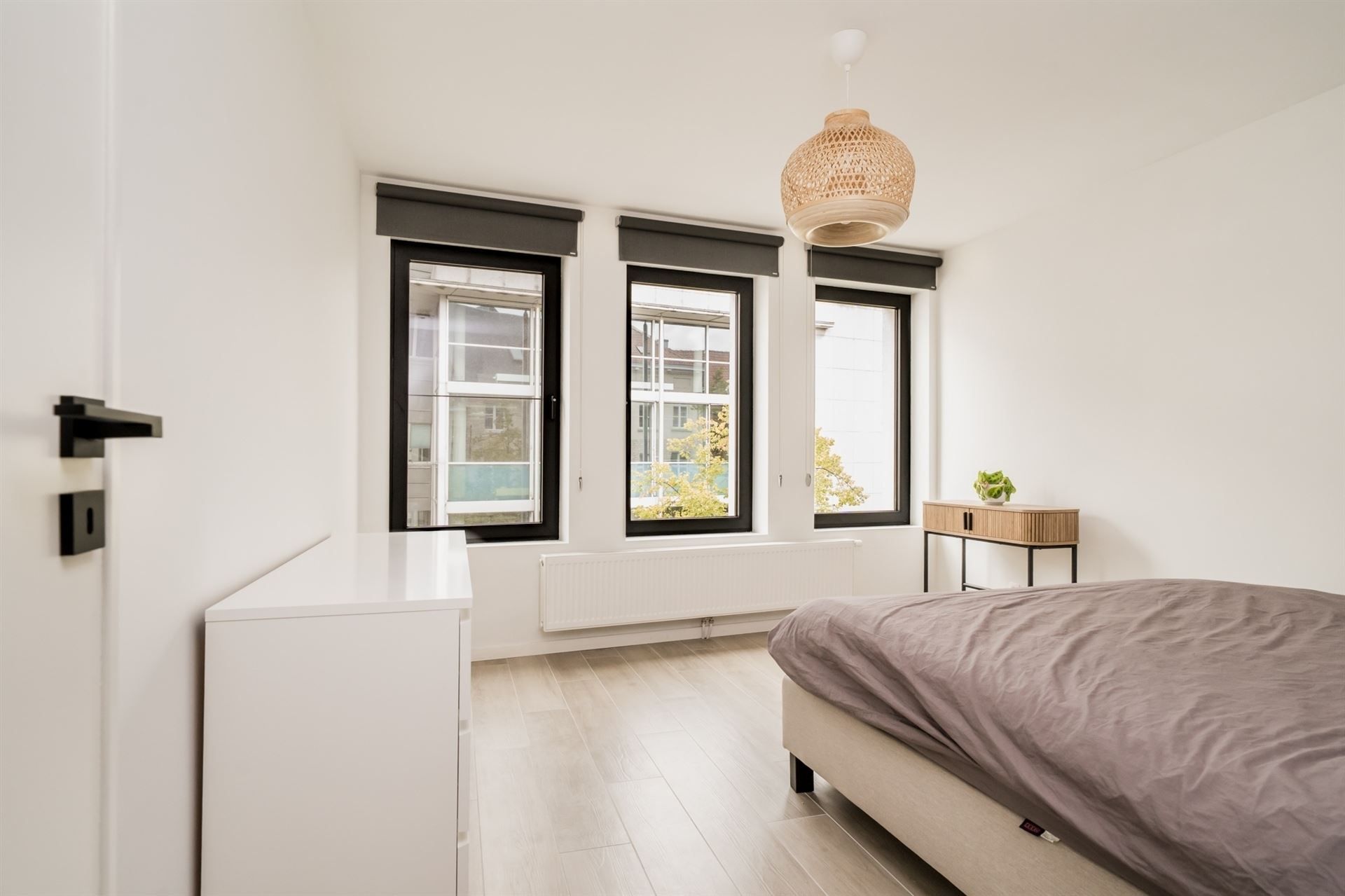 Handelsgelijkvloers + duplexappartement centrum Mechelen foto 22