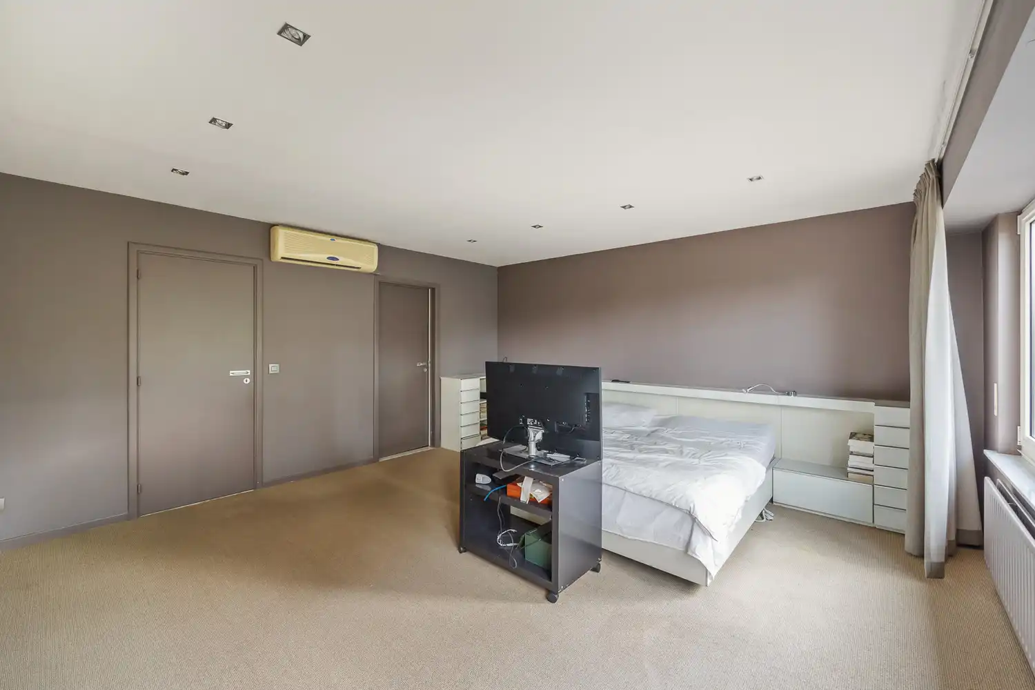 Riante seventies dokterswoning met terras en tuin op gegeerde locatie foto 18