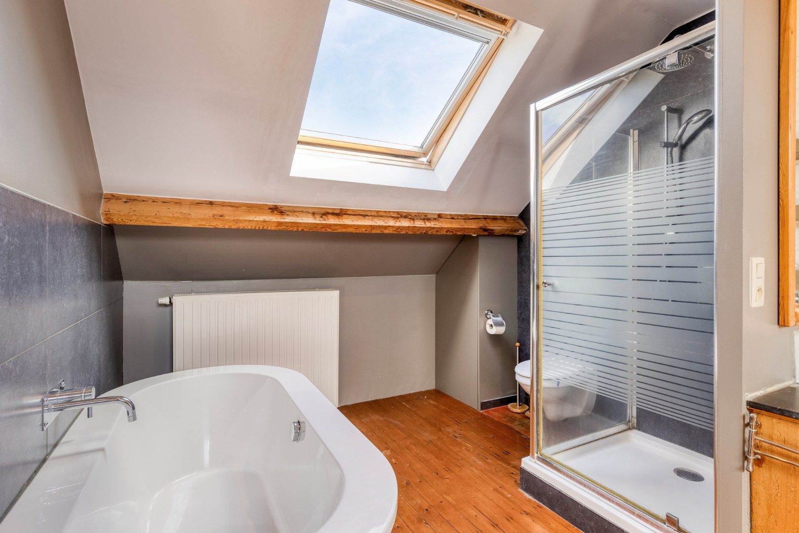 Goed gelegen woning met 3 slaapkamers en 2 badkamers in een rustige straat- bewoonbare oppervlakte 151 m² foto 20