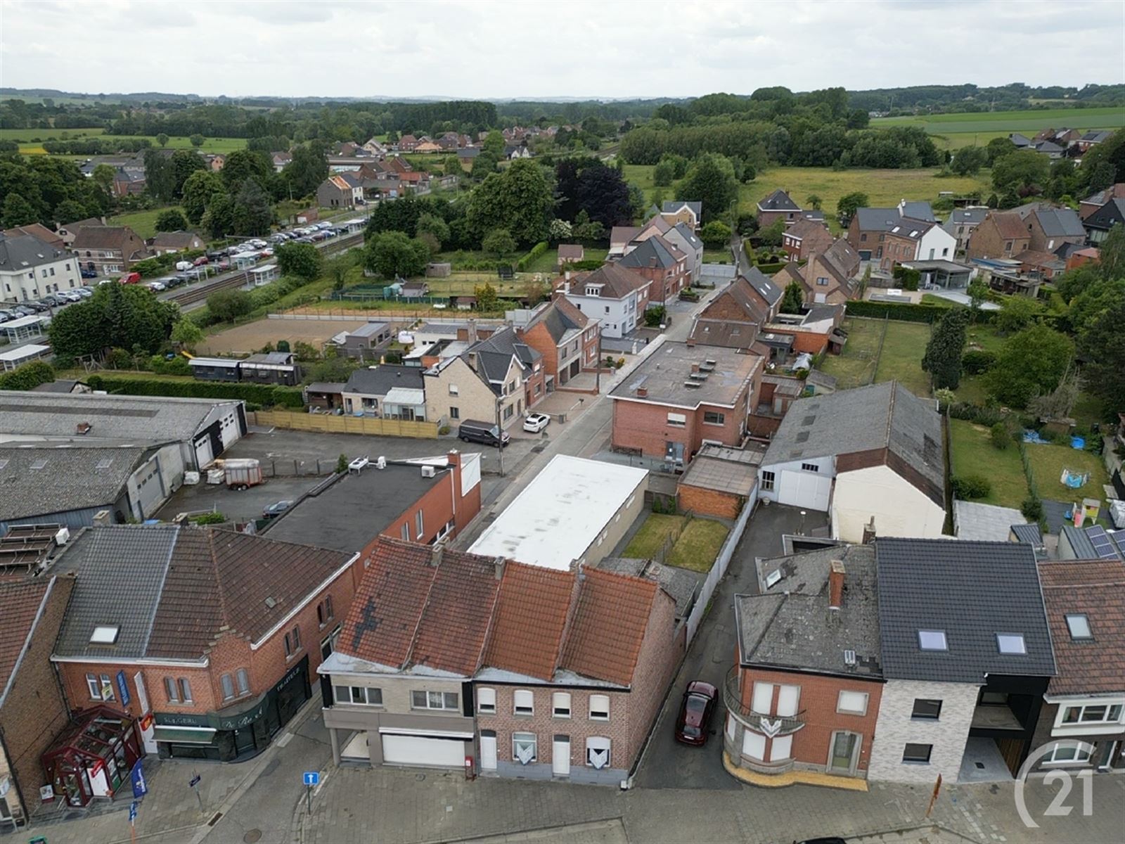 woning met tuin en garage in centrum Moerbeke foto 7