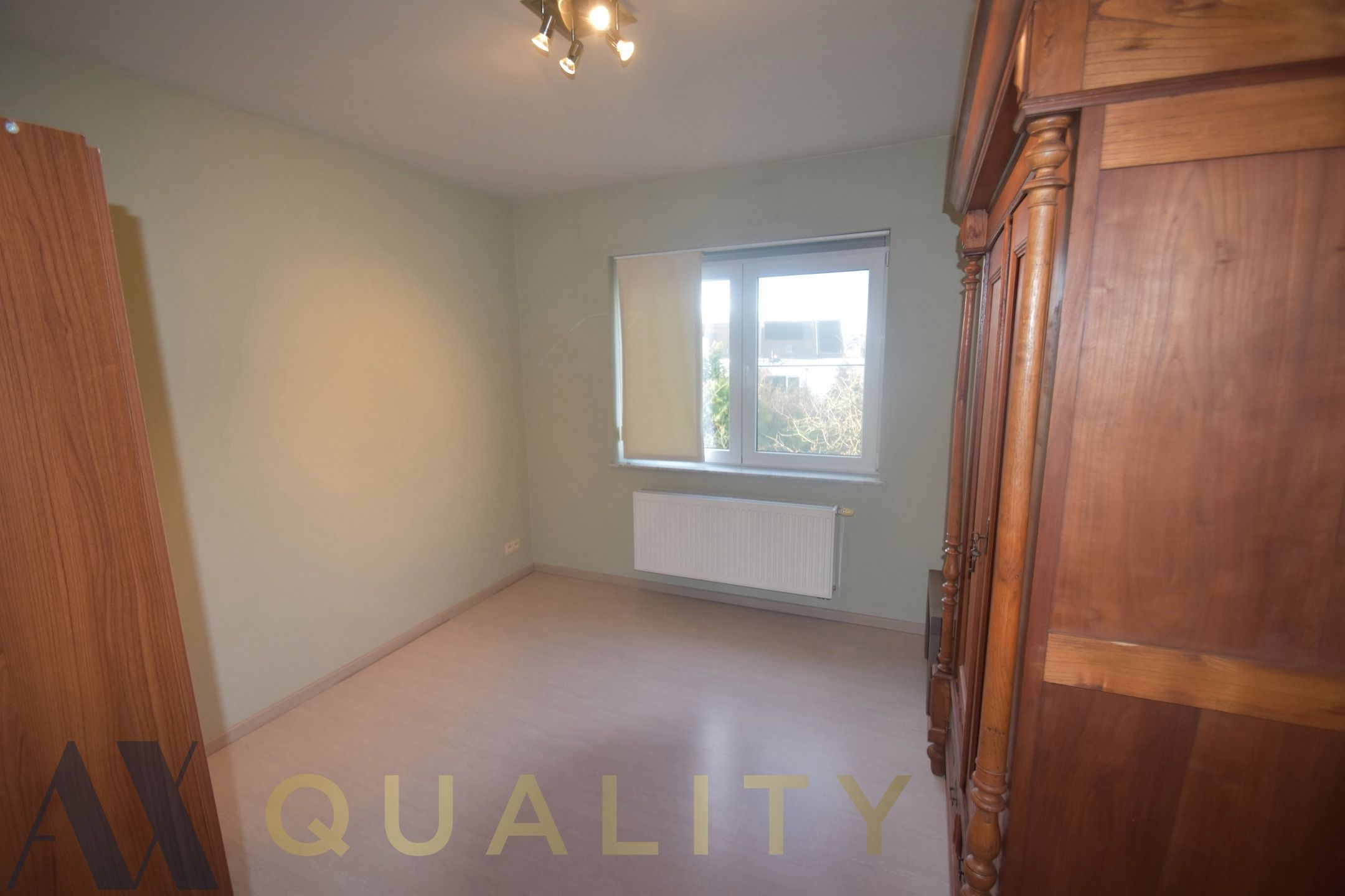 Centr. en rustig gel. energiezuin. 2 slpk.-appt. met terr., staanpl. en berging foto 25