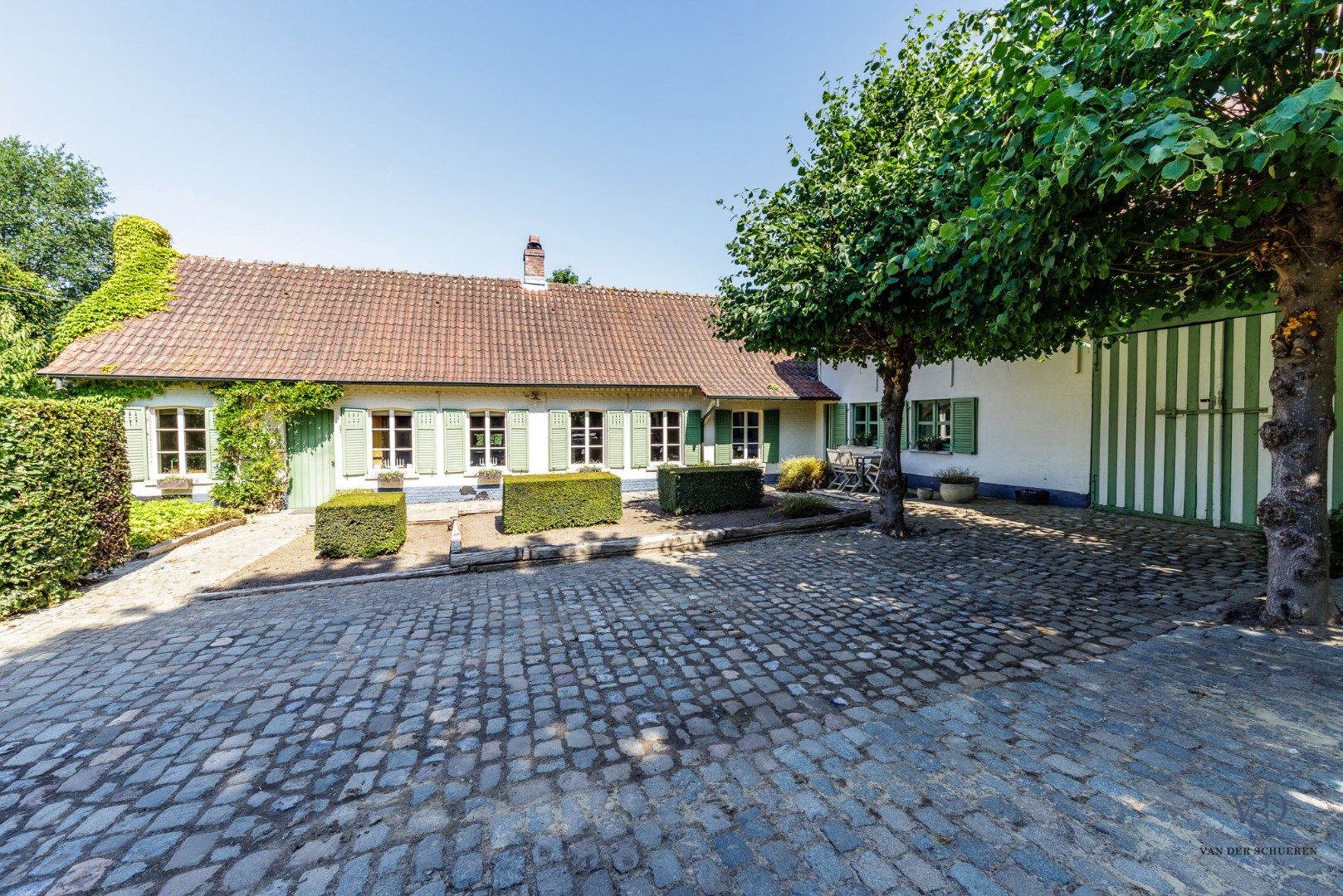 Charmante hoeve in Mater – rust, ruimte en karakter foto 2