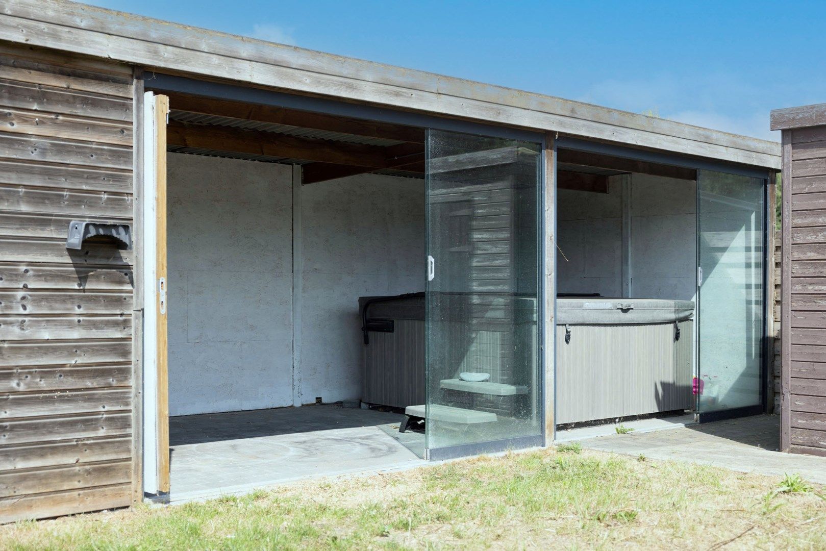 Bungalow met 2 slpks en bijgebouwen landelijk gelegen te Adegem foto 16