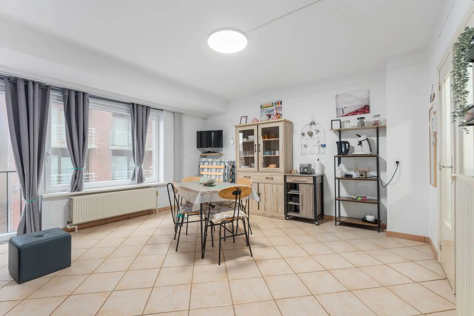 MOOIE STUDIO  foto {{pictureIndex}}