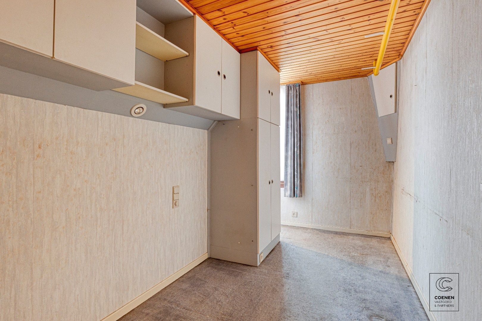 Te renoveren halfopen bebouwing met 2 à 3 slaapkamers op TOPlocatie te Brasschaat foto 11