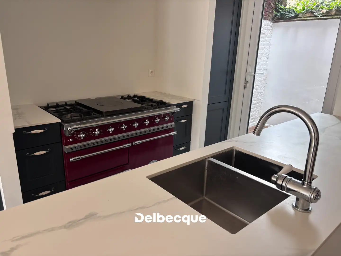 Charmante woning met 2 slaapkamers in centrum Brugge foto 3